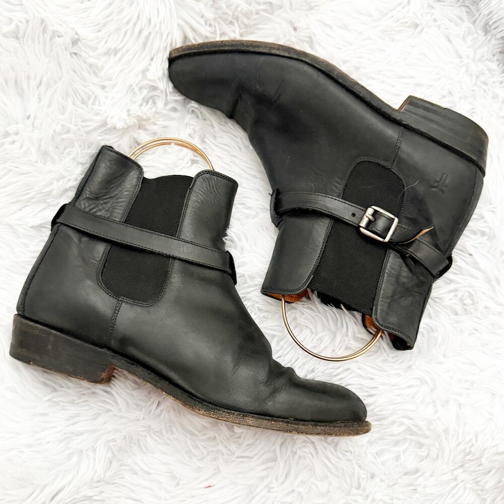 FRYE | Black Ankle Chelsea Boots‎ Booties Wrap Buckle Strap Leather | Size 8